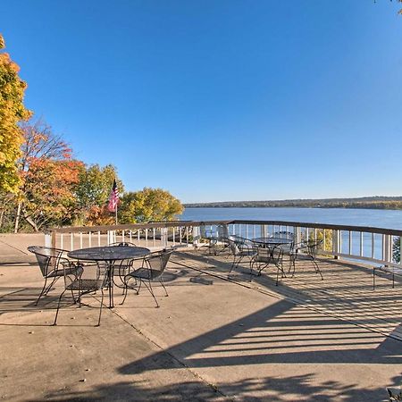 Watch The Sunrise At This Quaint Lake-View Cottage Peoria Exteriör bild